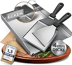 Showcases the full set of griddle tools and emphasizes the 4mm thickness of the spatulas for durability.