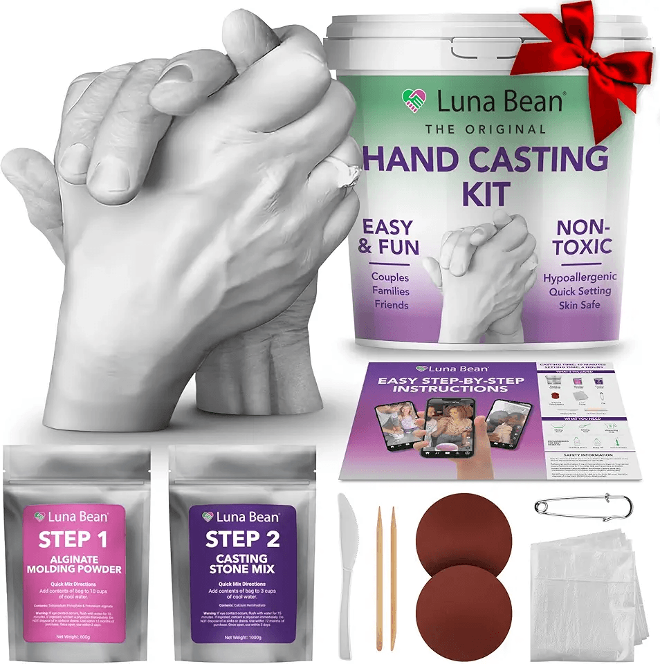Showcase all components of the hand casting kit, emphasizing its comprehensiveness and ease of use Display all included items to give customers a clear understanding of what they will receive