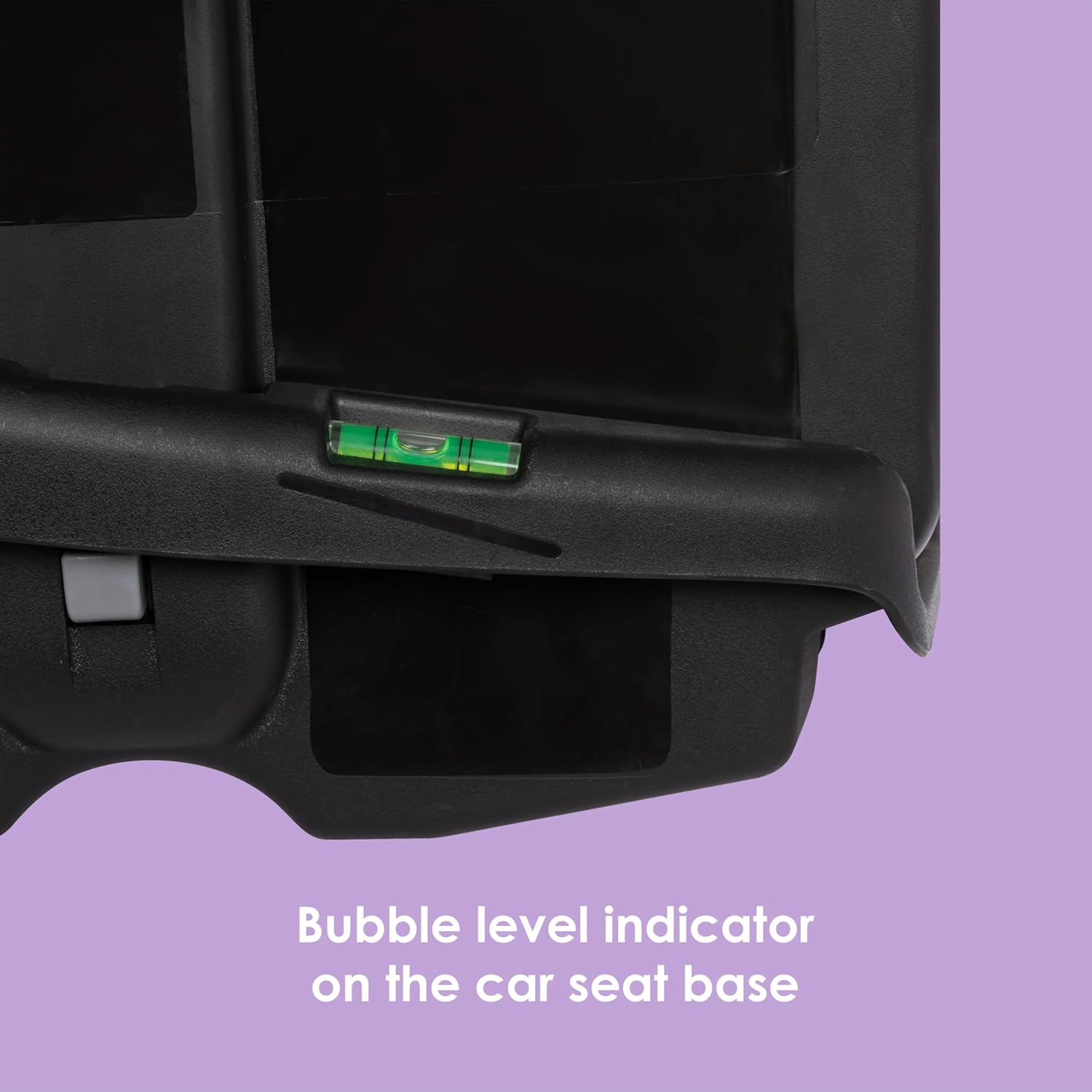Highlights the built-in bubble level feature on the car seat base to ensure proper installation and safety.