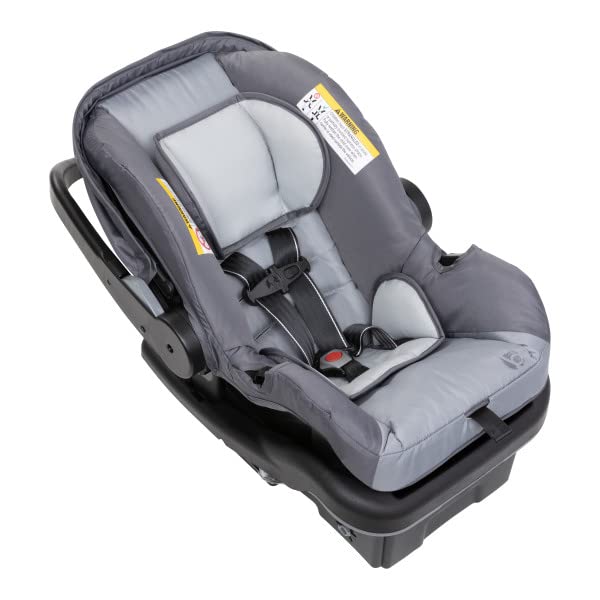 Highlights the safety features of the car seat to reassure parents about their child's protection during travel.