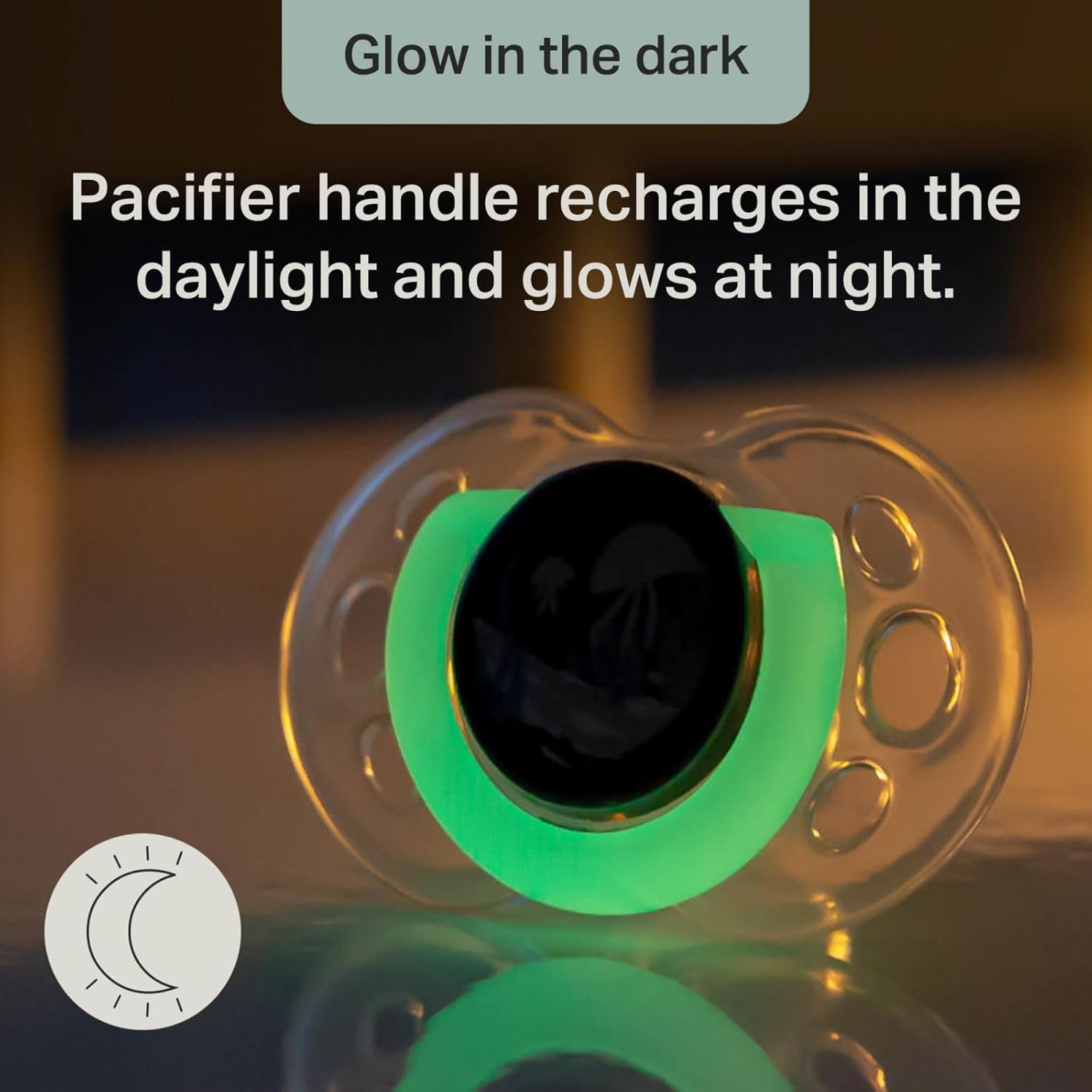 Highlights the pacifier's ability to glow at night, making it easier for parents to find and for babies to locate in the dark.