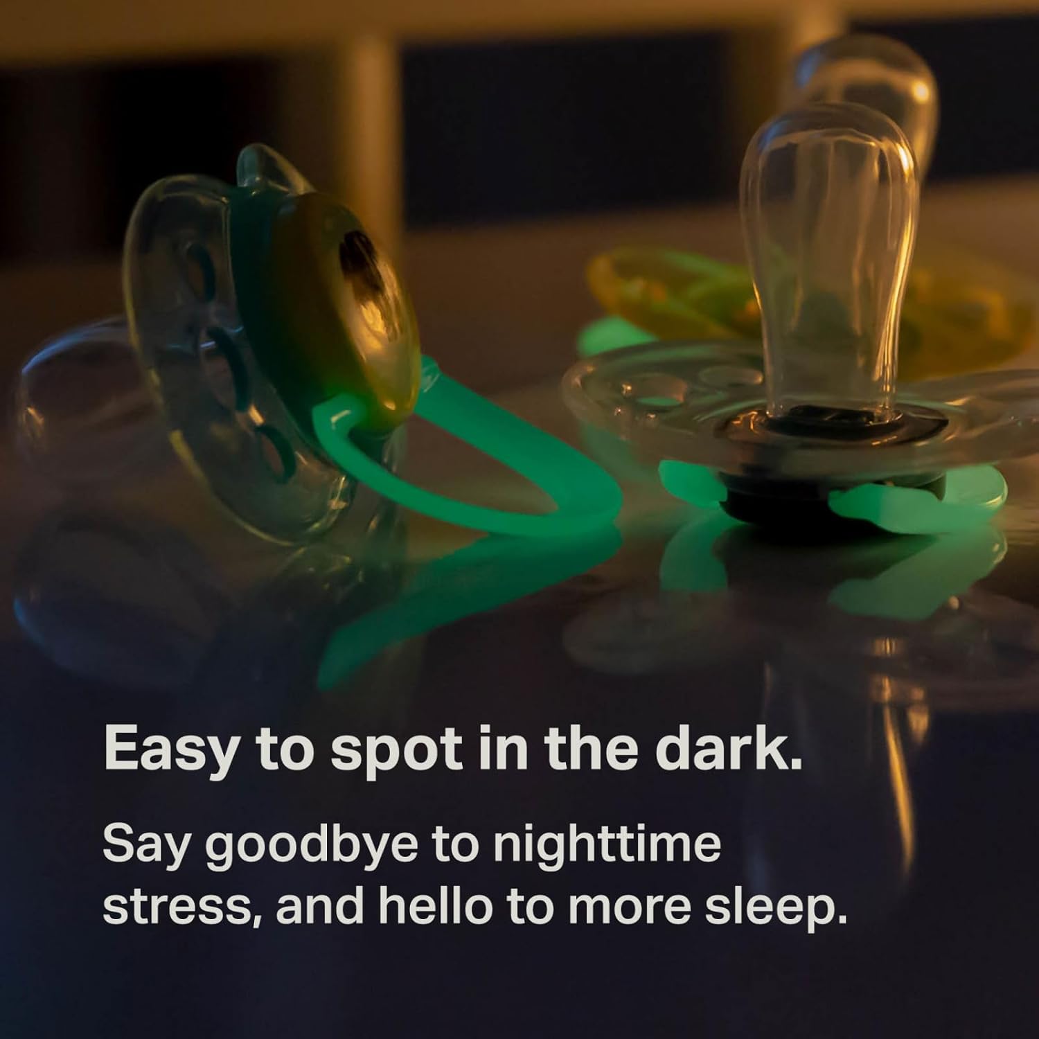 Highlights the product's ability to be easily visible in darkness, reducing stress and improving sleep for parents and children.