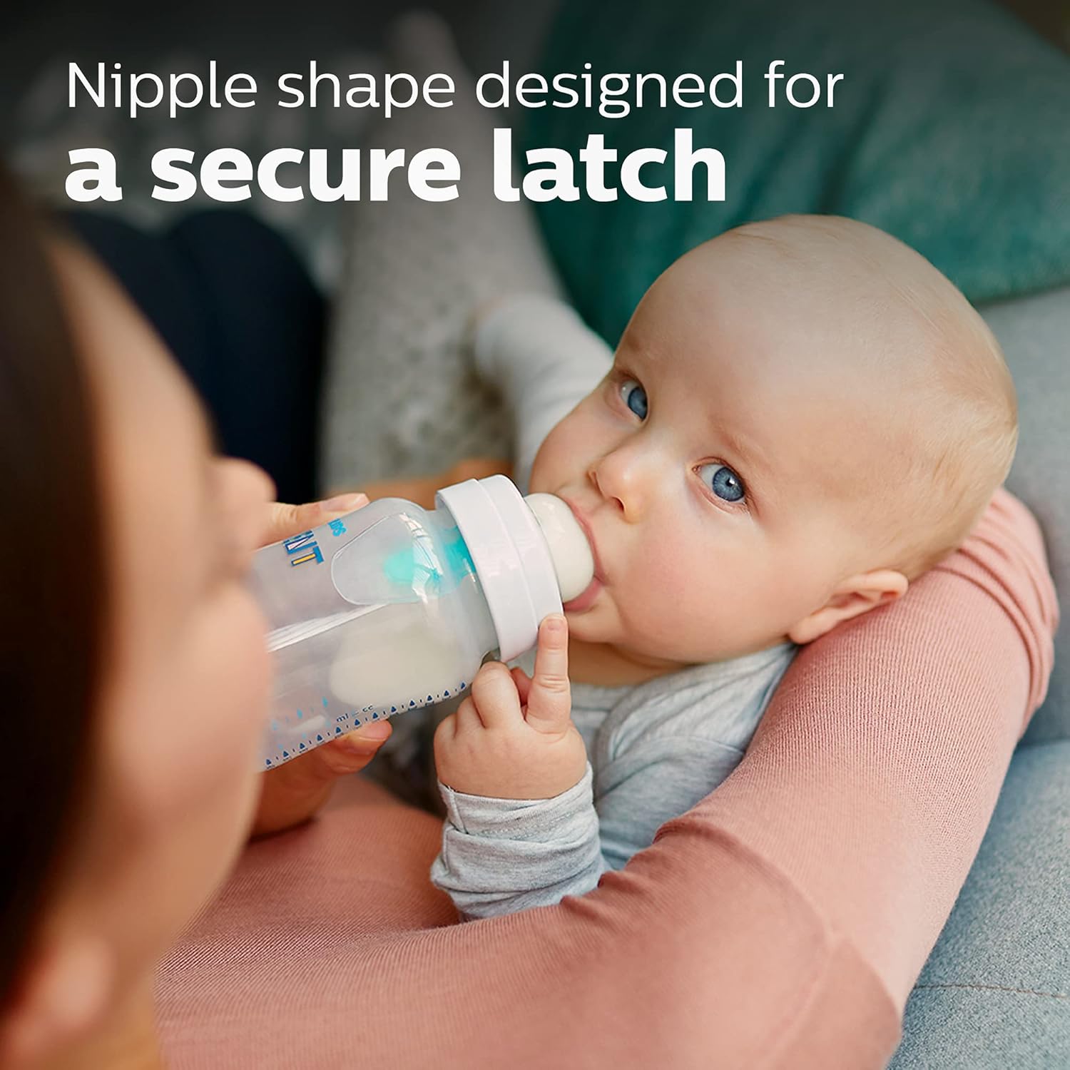 Highlights the bottle's nipple shape designed for a secure latch, reassuring parents about the ease and effectiveness of feeding.