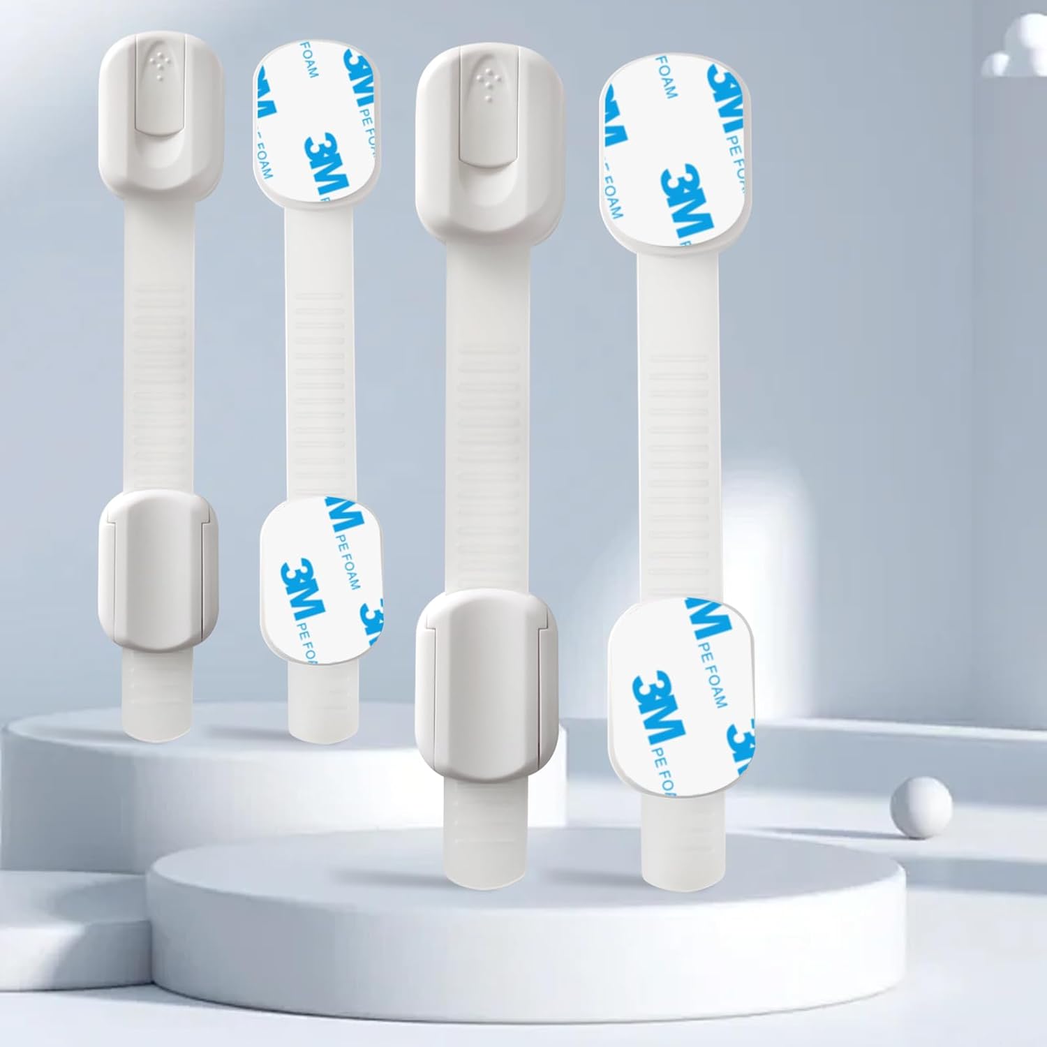 Shows the complete set of child safety locks included in the package, demonstrating the quantity and design of the product.