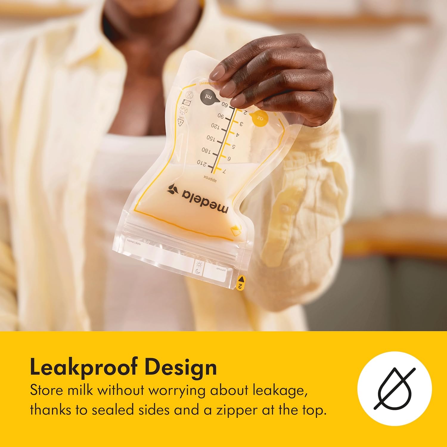 Highlights the product's leakproof feature to reassure parents that milk can be stored safely without worrying about spills or leaks.