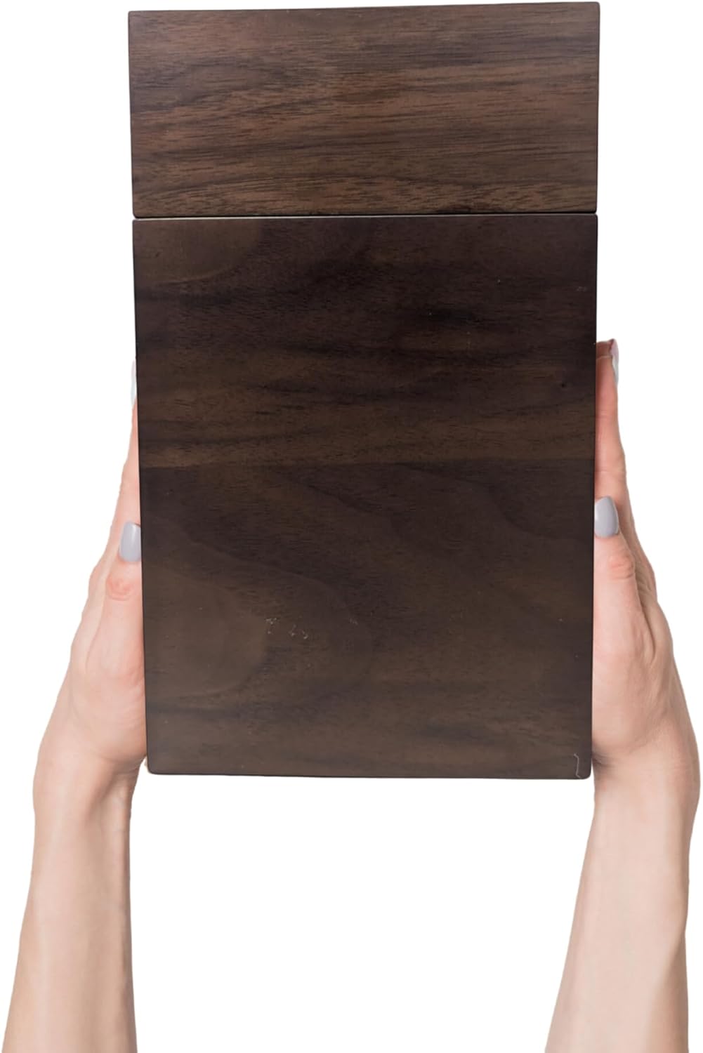 Shows the size and appearance of wood samples or flooring planks to help customers visualize the product.